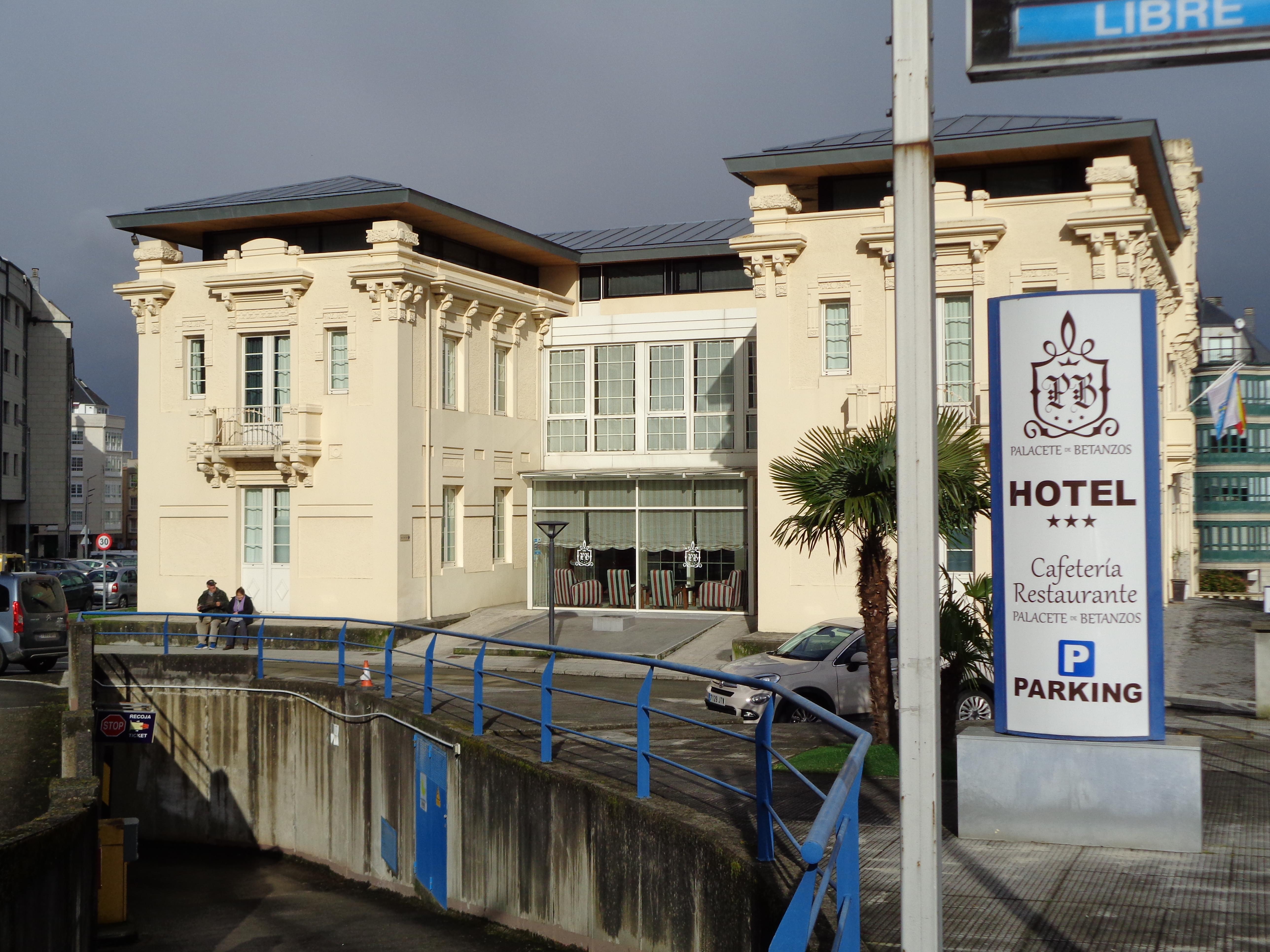 Hotel Villa De Betanzos Extérieur photo